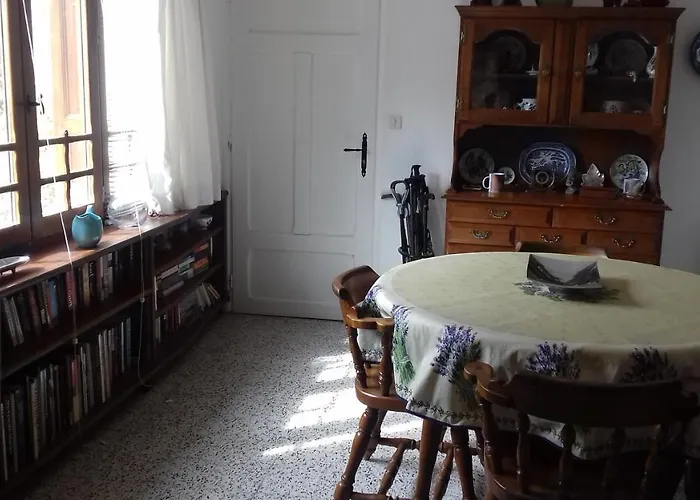 Apartment Chez Sheila Cucugnan